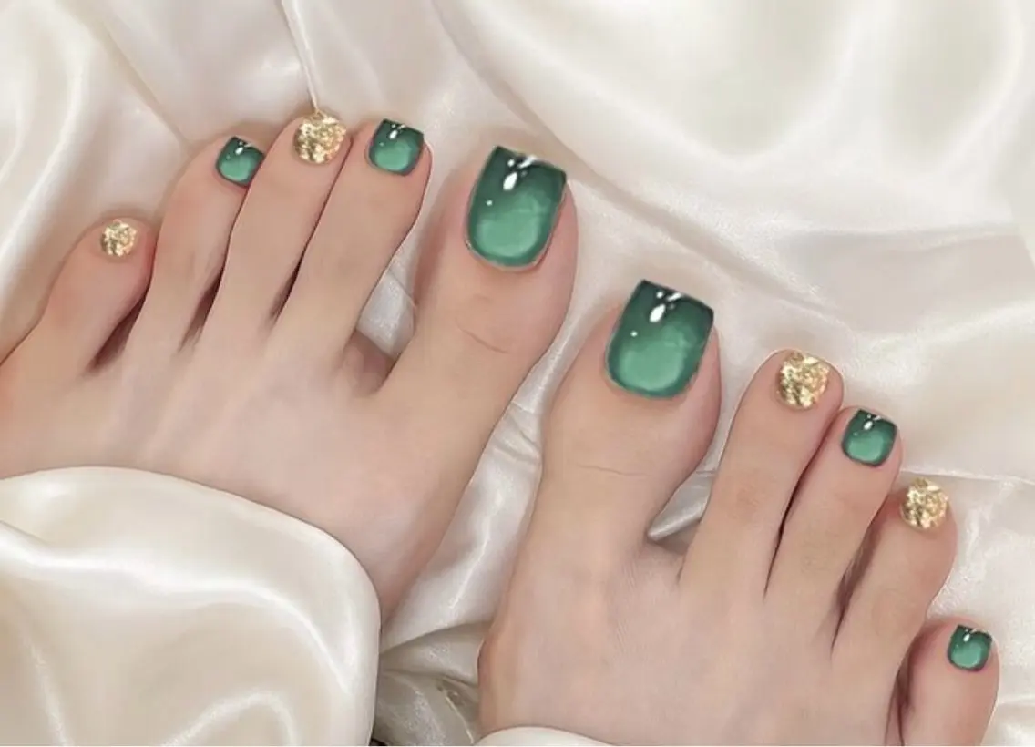 ネイル フットネイル Megumi_ Nailsのネイルデザイン