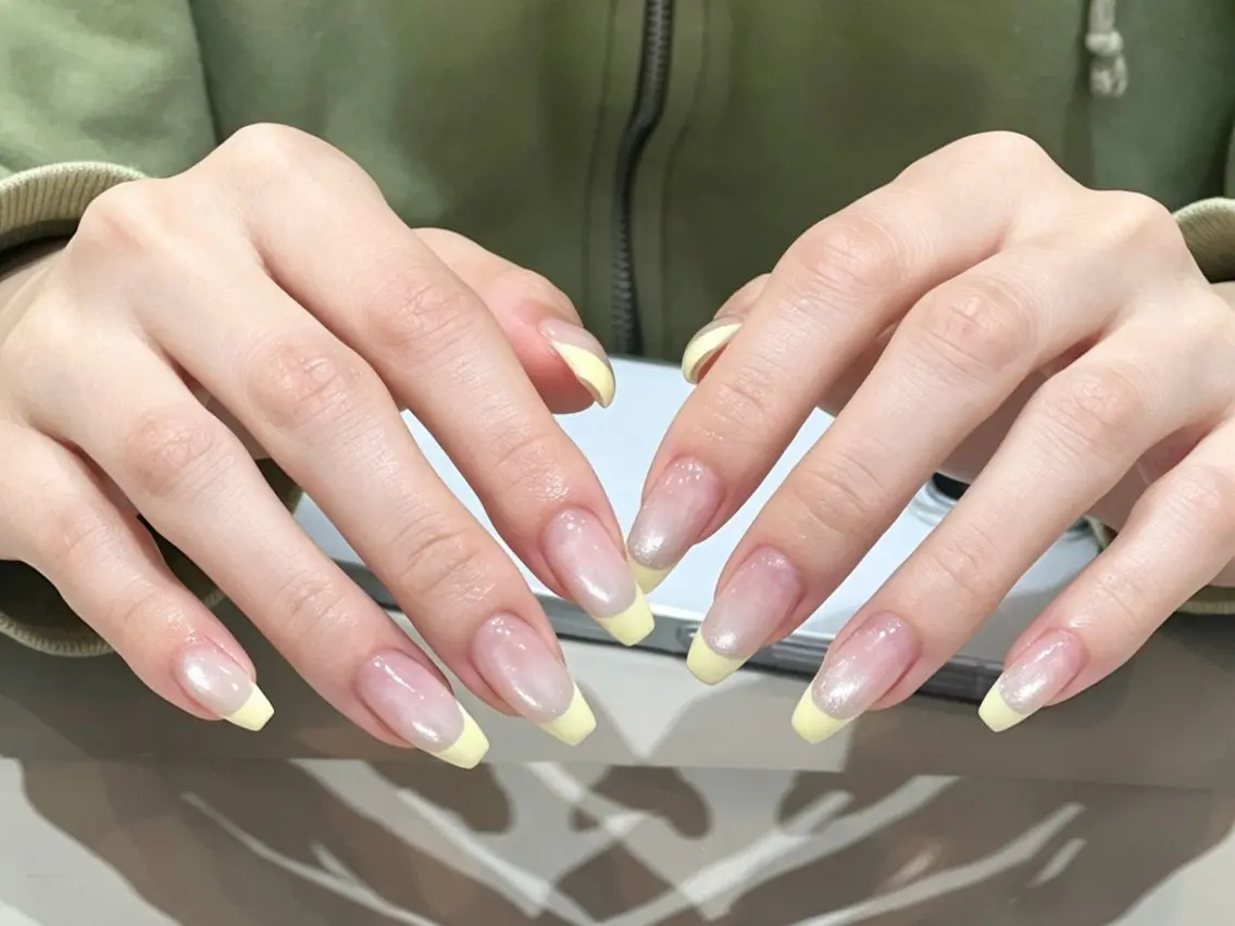 ネイル ハンドネイル CHERIR Emiのネイルデザイン
