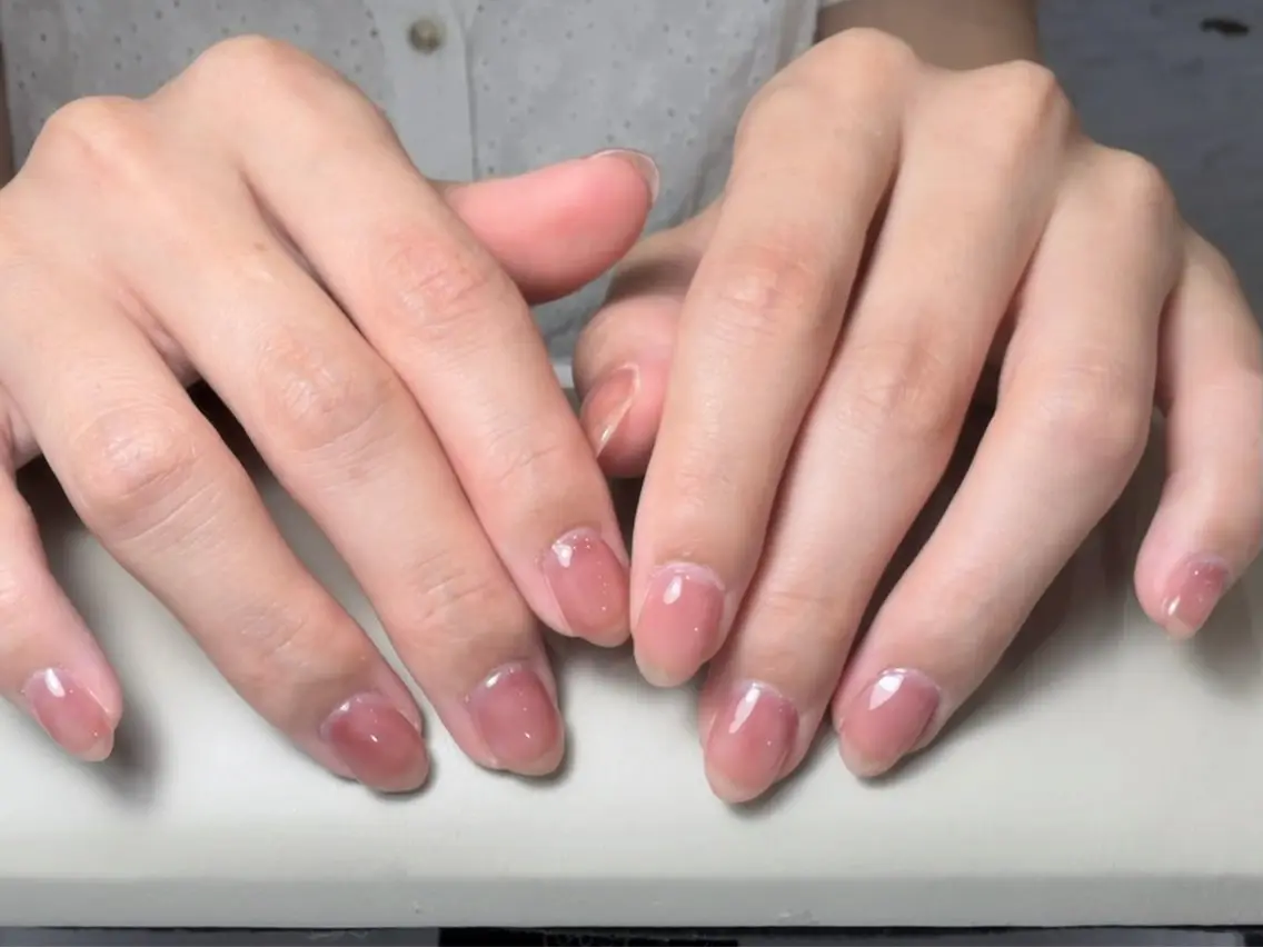 ネイル ハンドネイル しゅ しんしょうのネイルデザイン