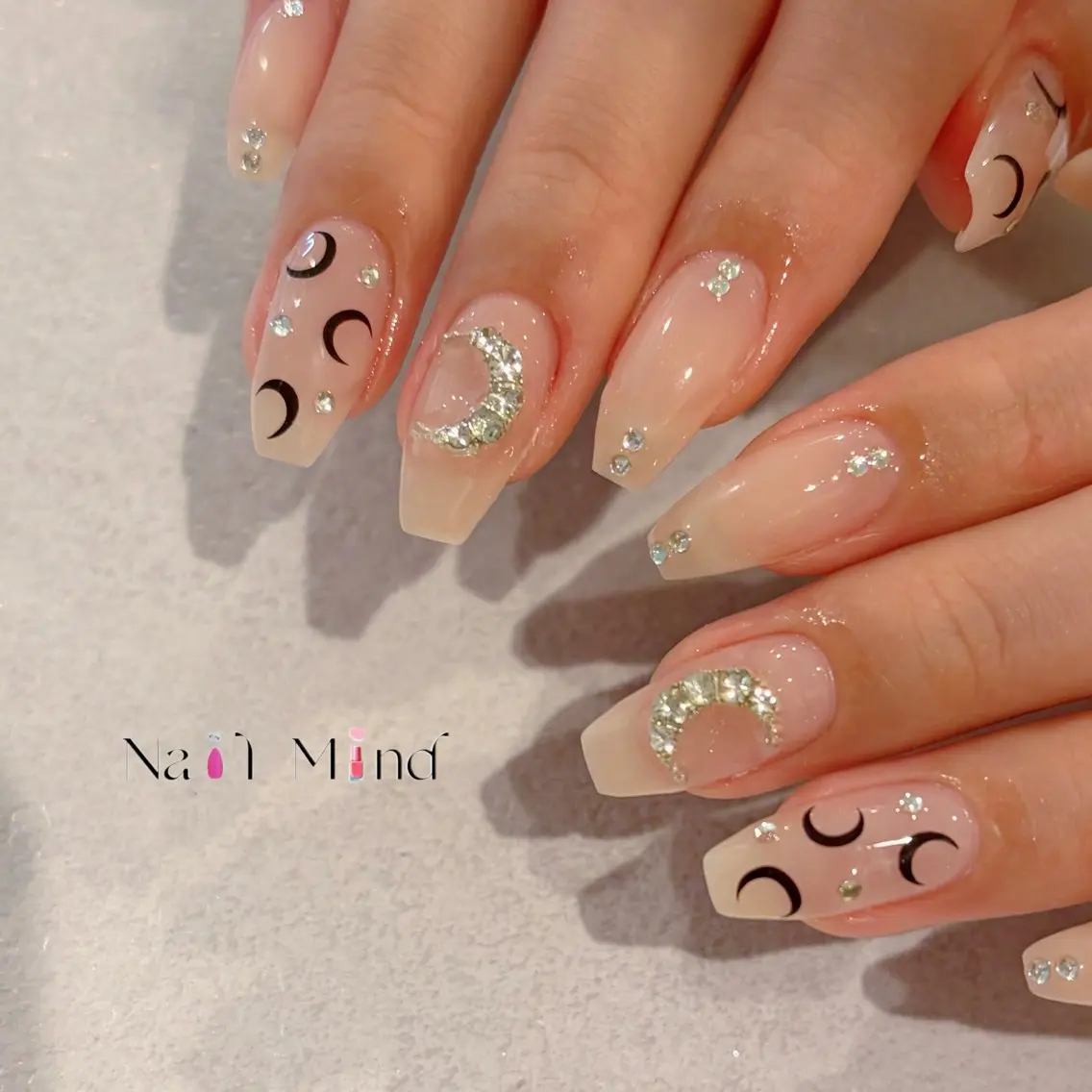 ネイル ハンドネイル NailMind イズミのネイルデザイン
