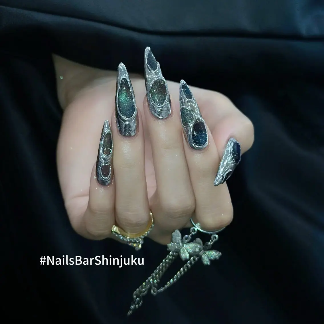 ネイル ボルドー ブラウン チークネイル ドット フットネイル ハンドネイル NAILS BAR SHINJUKUのネイルデザイン