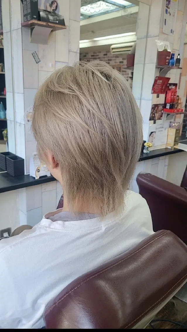ショート TAKA✂️メンズ ◎艶サラ髪✨のヘアスタイル