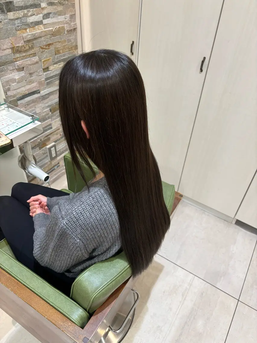 ロング 小川 早喜のヘアスタイル