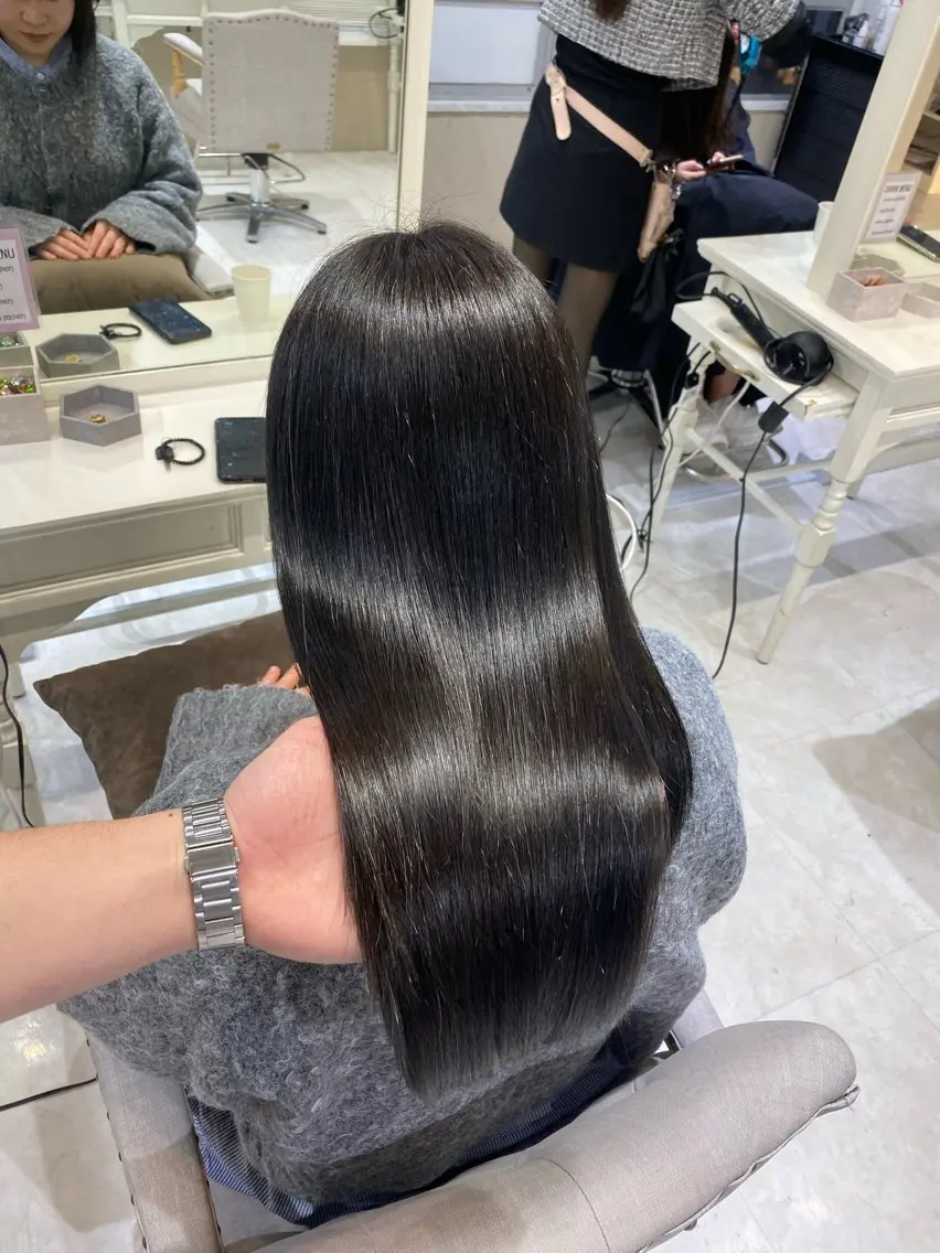 🌟【業界最先端】アルカリ酸熱トリートメント🫧の写真