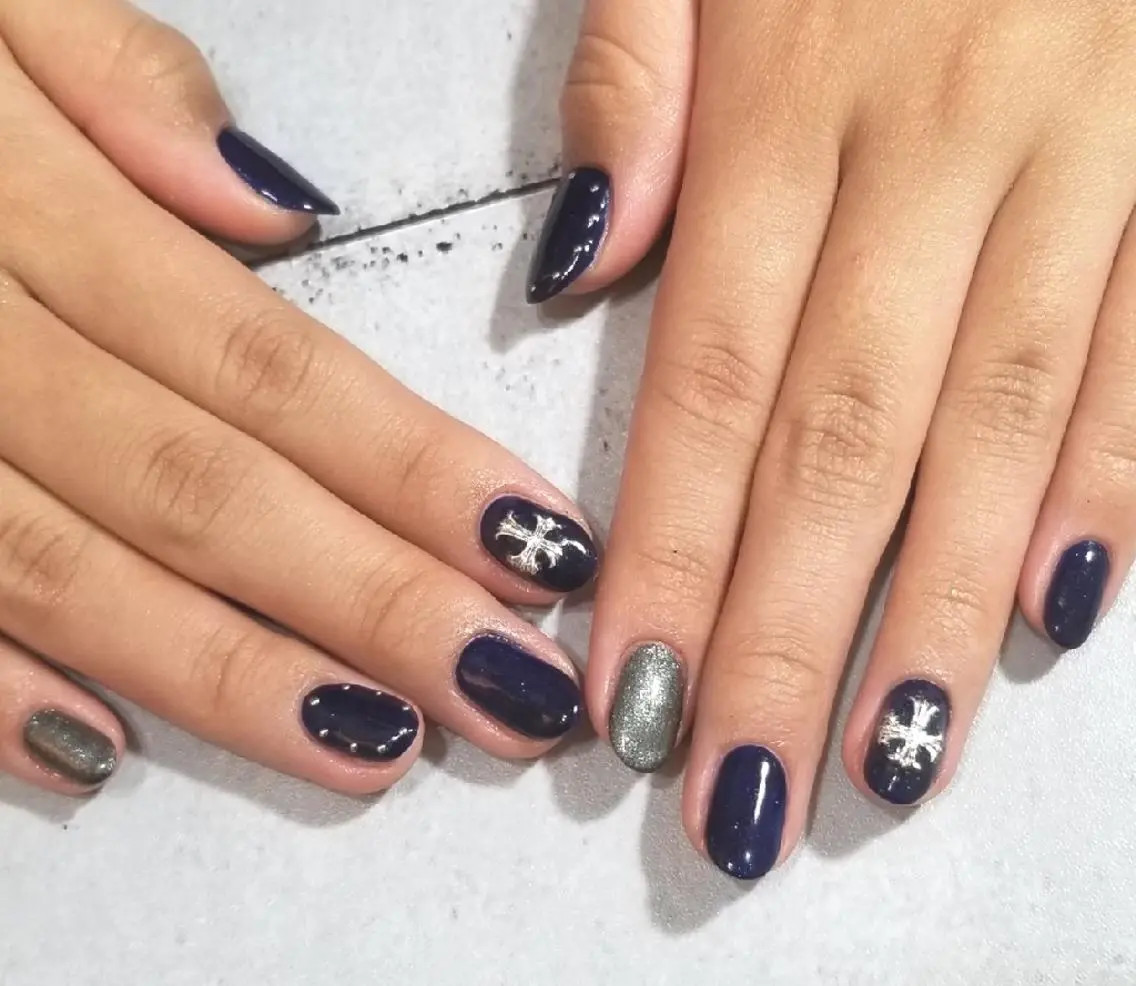 ネイル シンプルネイル nijiiro🌈 サトウのネイルデザイン