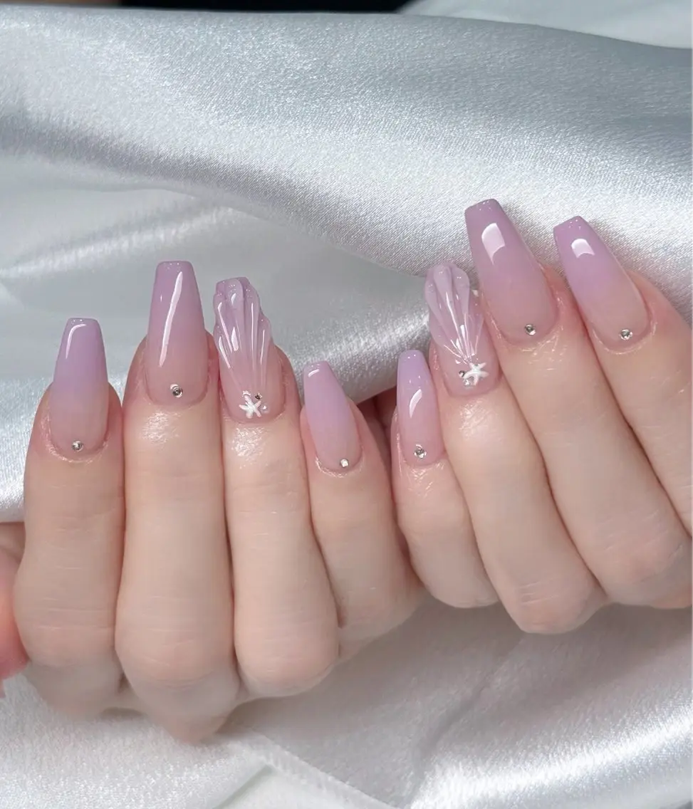 ネイル アートネイル チークネイル 氷ネイル・うるうるネイル 韓国ネイル マグネットネイル ハンドネイル NAILS168 新大久保店のネイルデザイン
