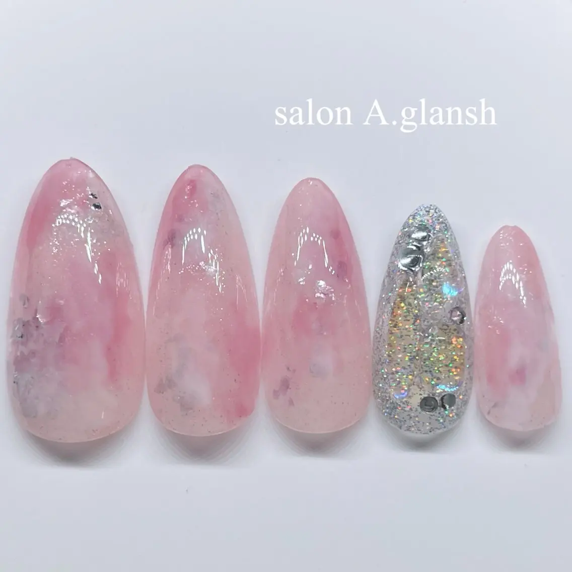 ネイル ハンドネイル 肌質改善salon♪ 効果がわかる♪南森町のエステ・リラクイメージ