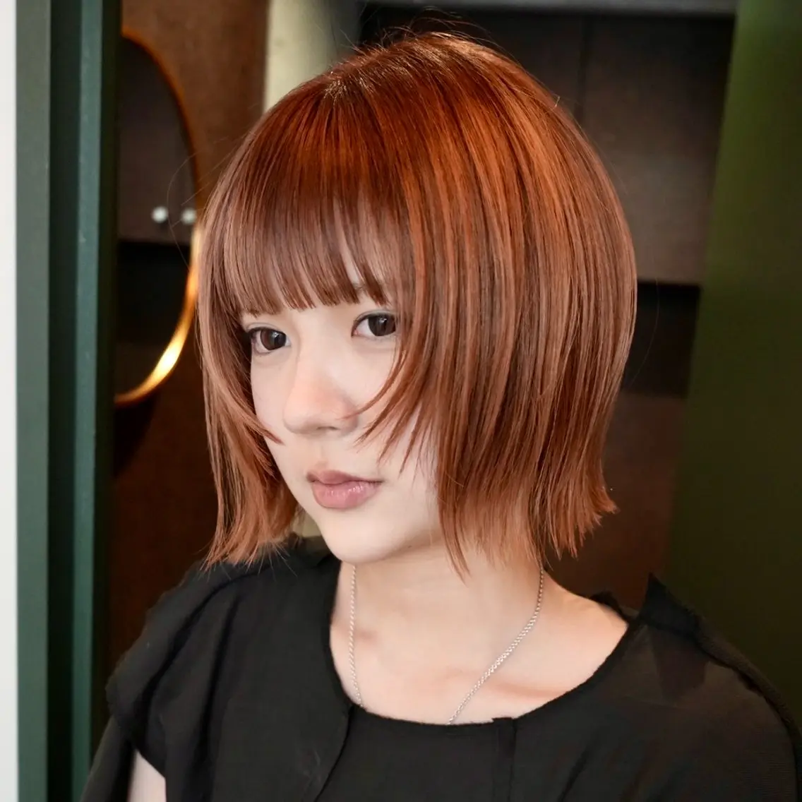 ミディアム カラー カット 縮毛矯正 ハイトーンカラー/ さらさのヘアスタイル
