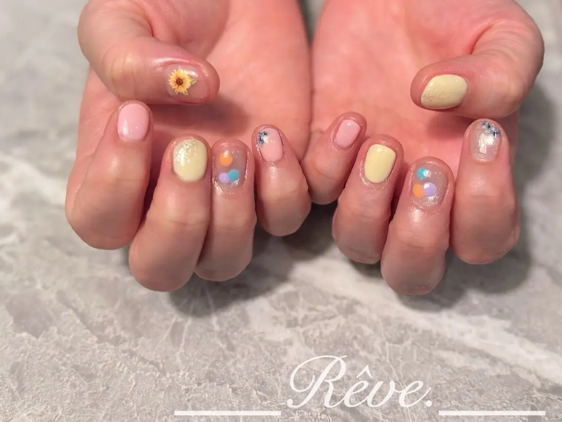 ネイル Reve. 黒澤のネイルデザイン