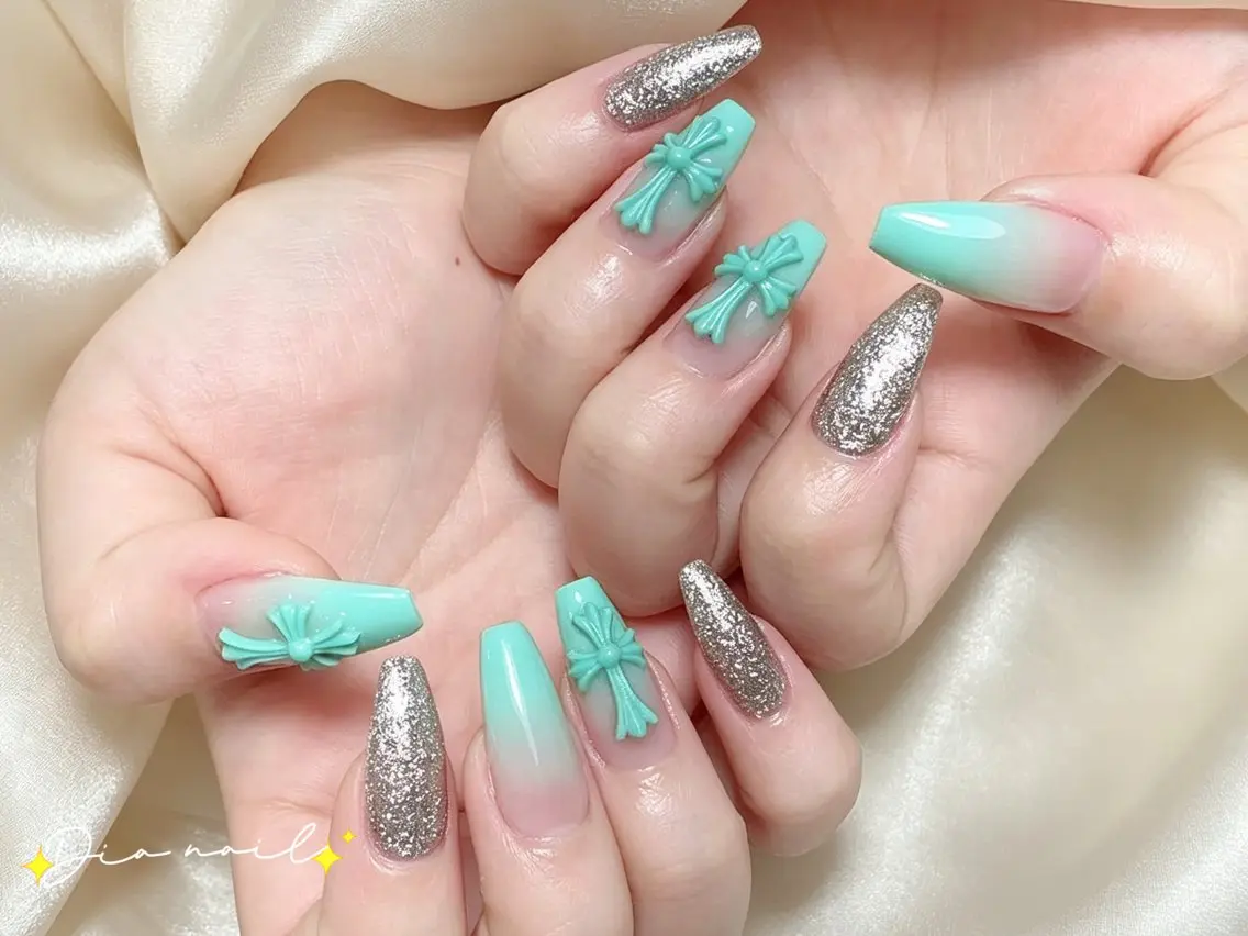 ネイル 韓国ネイル マグネットネイル ニュアンスネイル 夏ネイル ワンホンネイル ハンドネイル Di'a nail ネイルサロンのネイルデザイン
