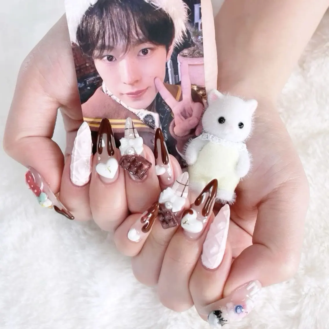 ネイル 韓国ネイル ニュアンスネイル シンプルネイル 春ネイル バレンタイン Nihonthy Nail 新宿のネイルデザイン
