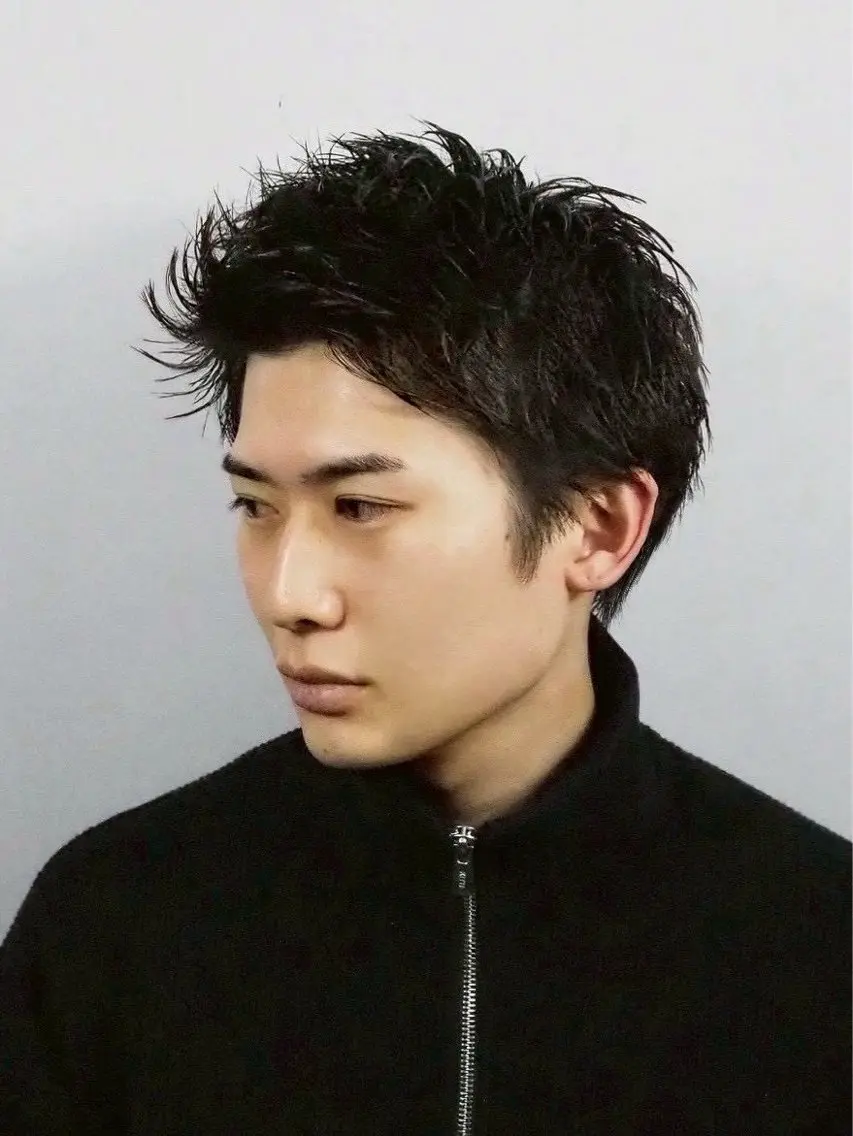 ショート 甲斐 心のヘアスタイル