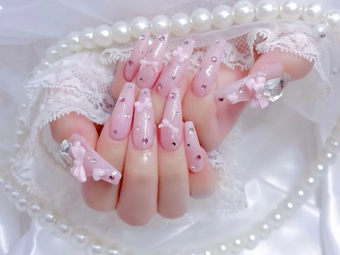 ネイル フットネイル ジェルネイル 韓国ネイル マグネットネイル 持ち込み ハンドネイル Huyn Nail Shinjyukuのネイルデザイン