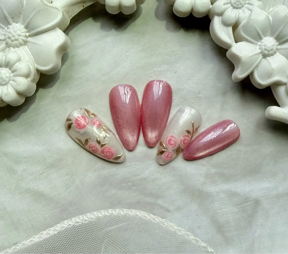 ネイル アートネイル チークネイル フラッシュネイル フラッシュマグ フレンチネイル Mai’s nailのネイルデザイン