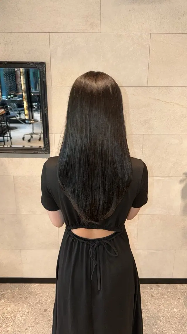 ロング カット 縮毛矯正 TRIELA新宿 /REIのヘアスタイル