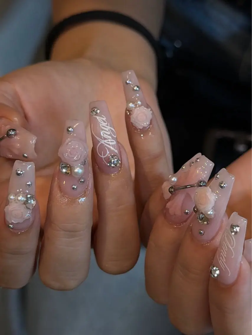 ネイル チークネイル 長さ出し フレンチネイル ジェルネイル ガーリー ハンドネイル Sora  Nail Studioのネイルデザイン
