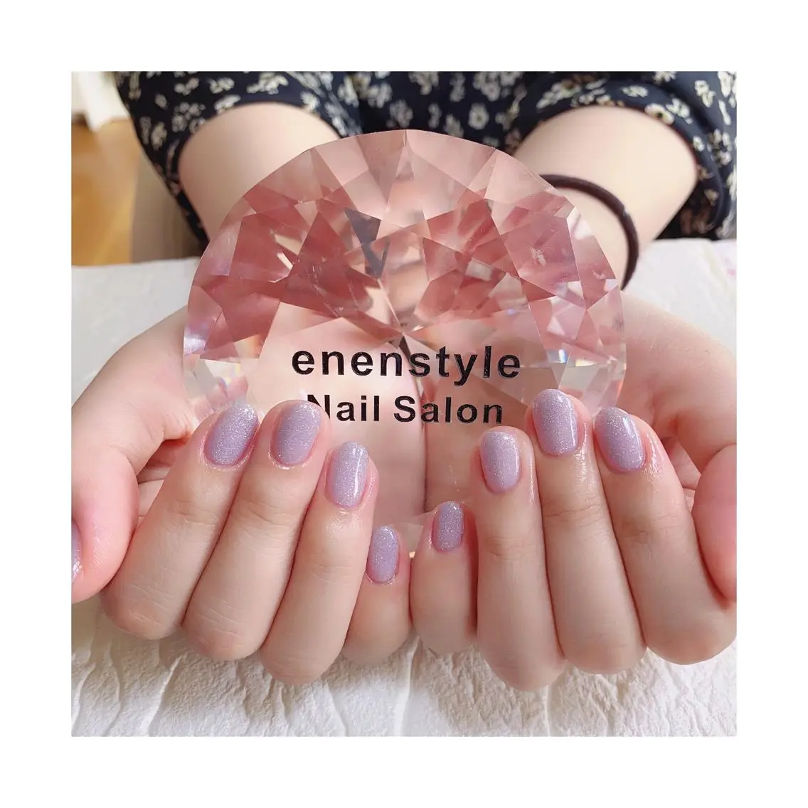 ミディアム ネイル ジェルネイル ニュアンスネイル オフィスネイル ワンカラーネイル パラジェル 🐾enen style 🐾のネイルデザイン