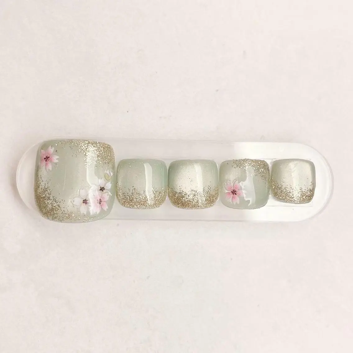 ネイル TiaryNail ERIKAのネイルデザイン