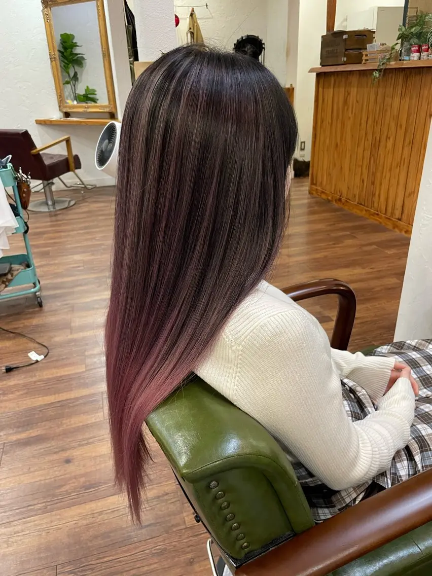 ロング ヘアカラー 下林 雅明のヘアスタイル