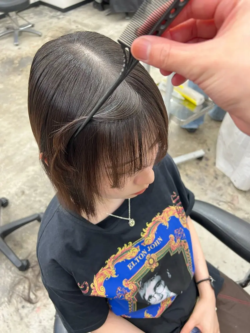 【朝アイロンしたのにうねる人😰】ポイント縮毛矯正（シャンプーブロー込）の写真