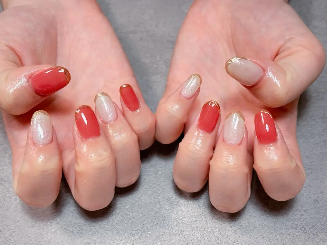 ネイル アートネイル 桜ネイル フラワーネイル マグネットネイル ニュアンスネイル ハンドネイル ハンドケア 💫ゆか_ Nailartistのネイルデザイン