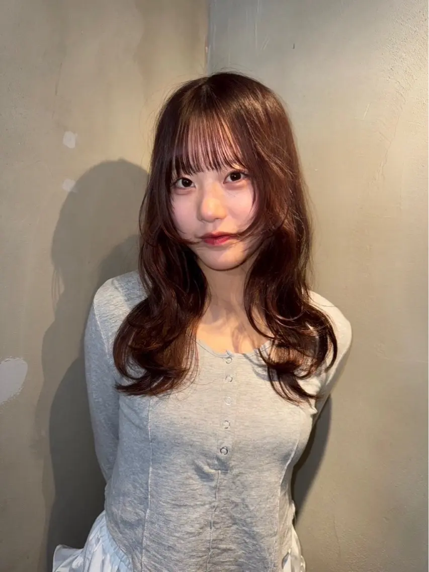 ロング ヘアアレンジ Momoka🪷 /ハイトーンのヘアスタイル