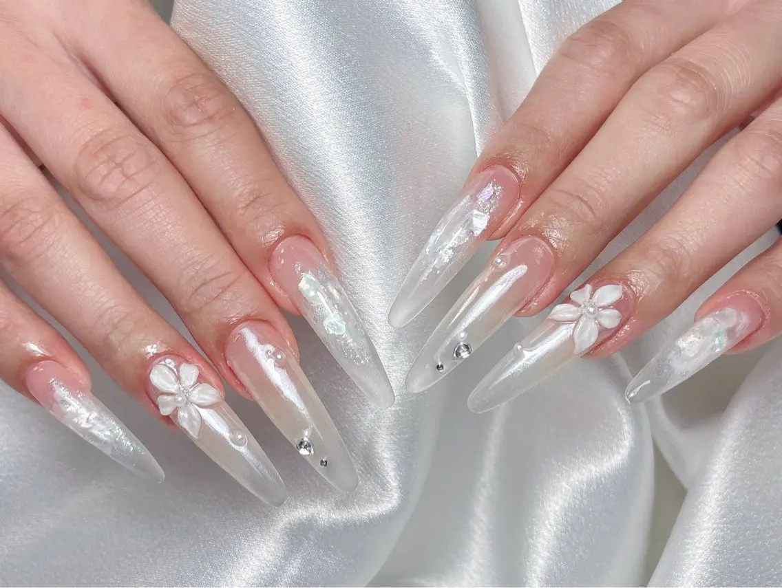 ネイル ハンドネイル Aura  Nail 長さだし/パラジェルのネイルデザイン