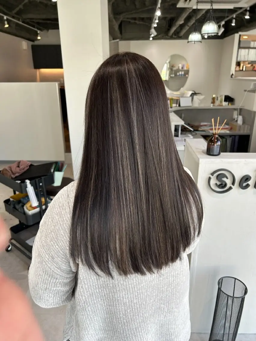 ロング カラー カット ヘアカラー トリートメント 白髪ぼかし特化美容師 古賀雄歩のヘアスタイル