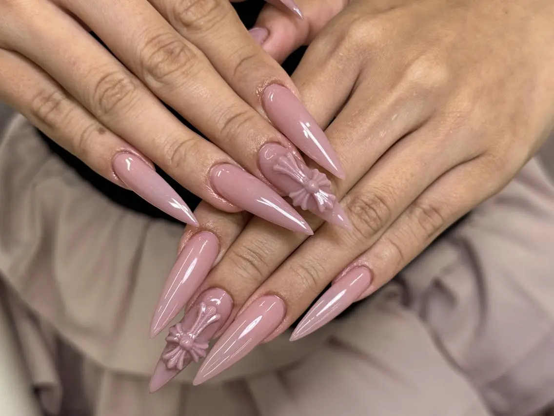ネイル 💕リリ 🩷のネイルデザイン