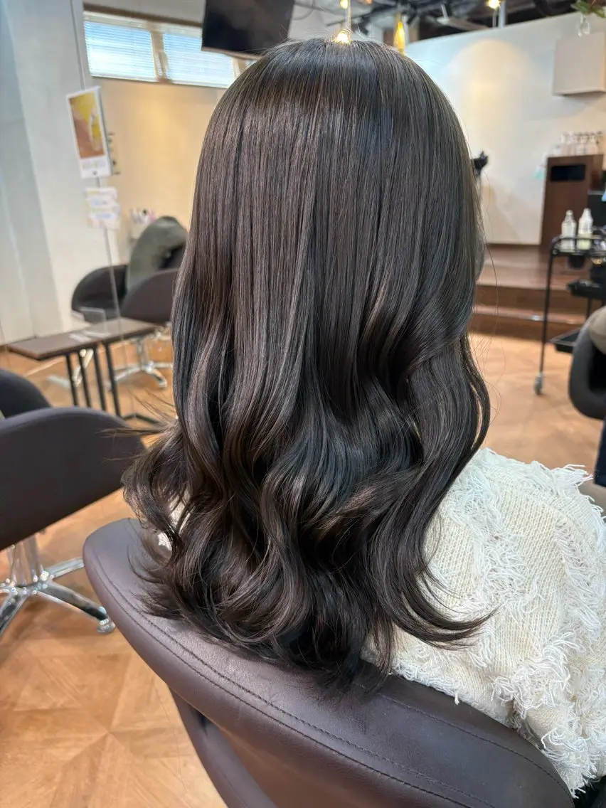 ミディアム ヘアカラー 🍒Ayana🍒 艶カラー🍒のヘアスタイル