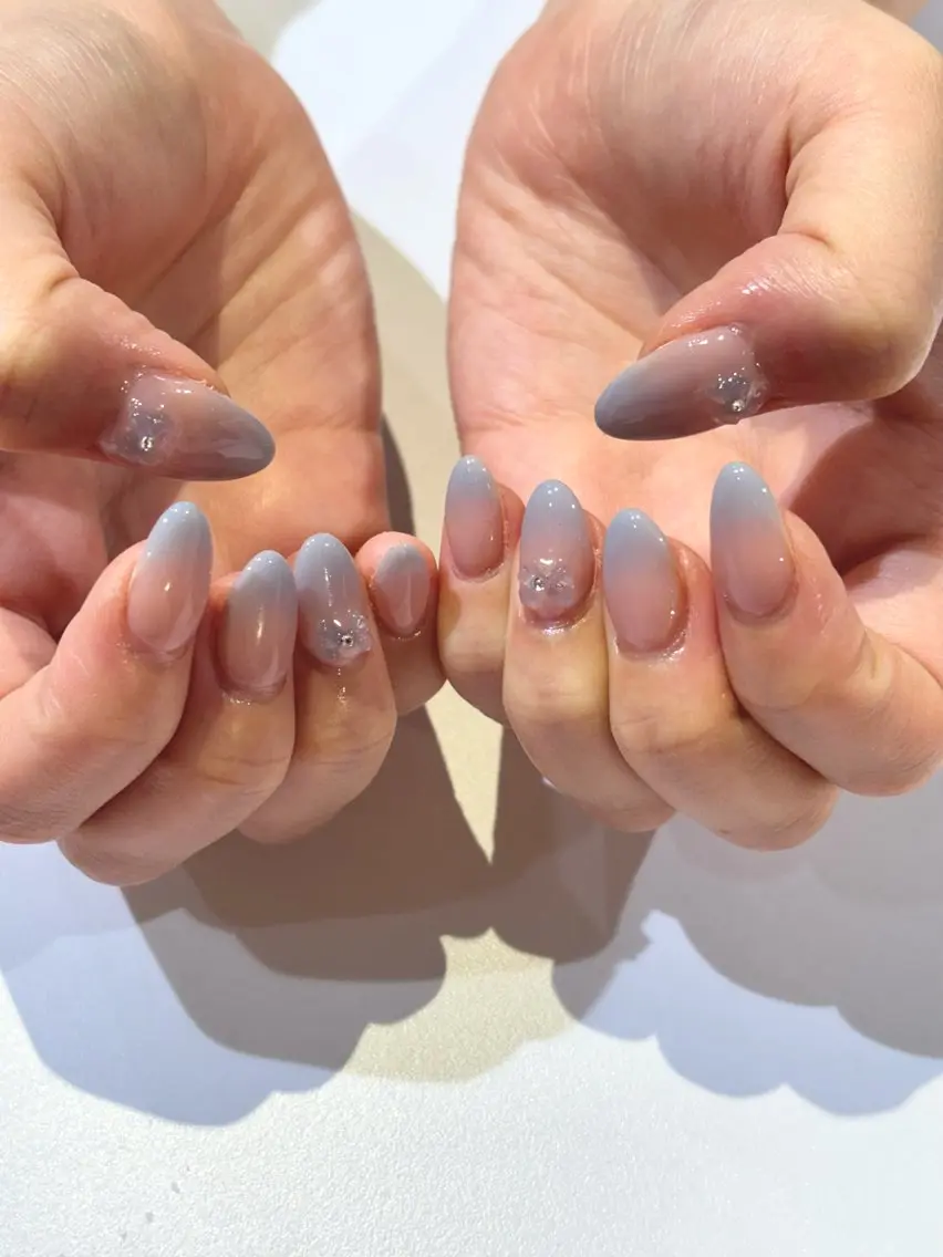 ネイル ハンドネイル REINA .のネイルデザイン