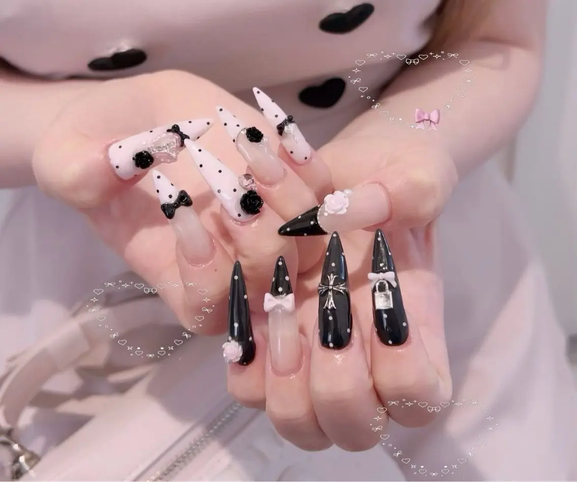 ネイル アートネイル ジェルネイル 韓国ネイル ニュアンスネイル シンプルネイル Anna Melia Nailのネイルデザイン