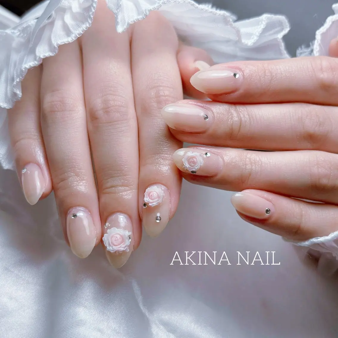 ミディアム ハンドネイル Akina Nail 亀戸のネイルデザイン