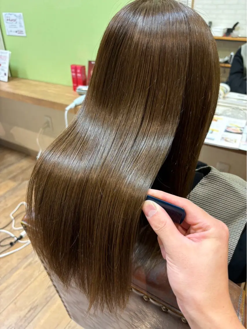 ロング 髪質改善 縮毛矯正 常藤 留佳のヘアスタイル