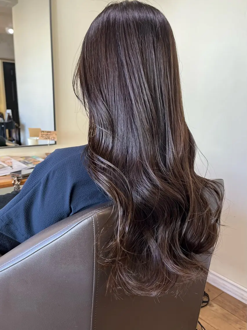 ロング カラー ロングレイヤー ブラウンカラー レイヤーカット ロング カット ヘアカラー ボブ/顔周りレイヤー carlm:上川美幸のヘアスタイル