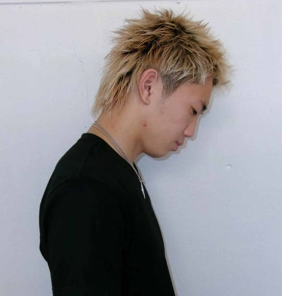 ショート カラー メンズ カット ヘアカラー ナオイ タイキのヘアスタイル
