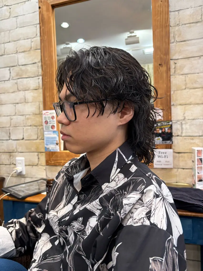 ミディアム パーマ メンズ カット パーマ トリートメント 💈直毛×ツイスパの プロ🥷清水真之介のヘアスタイル