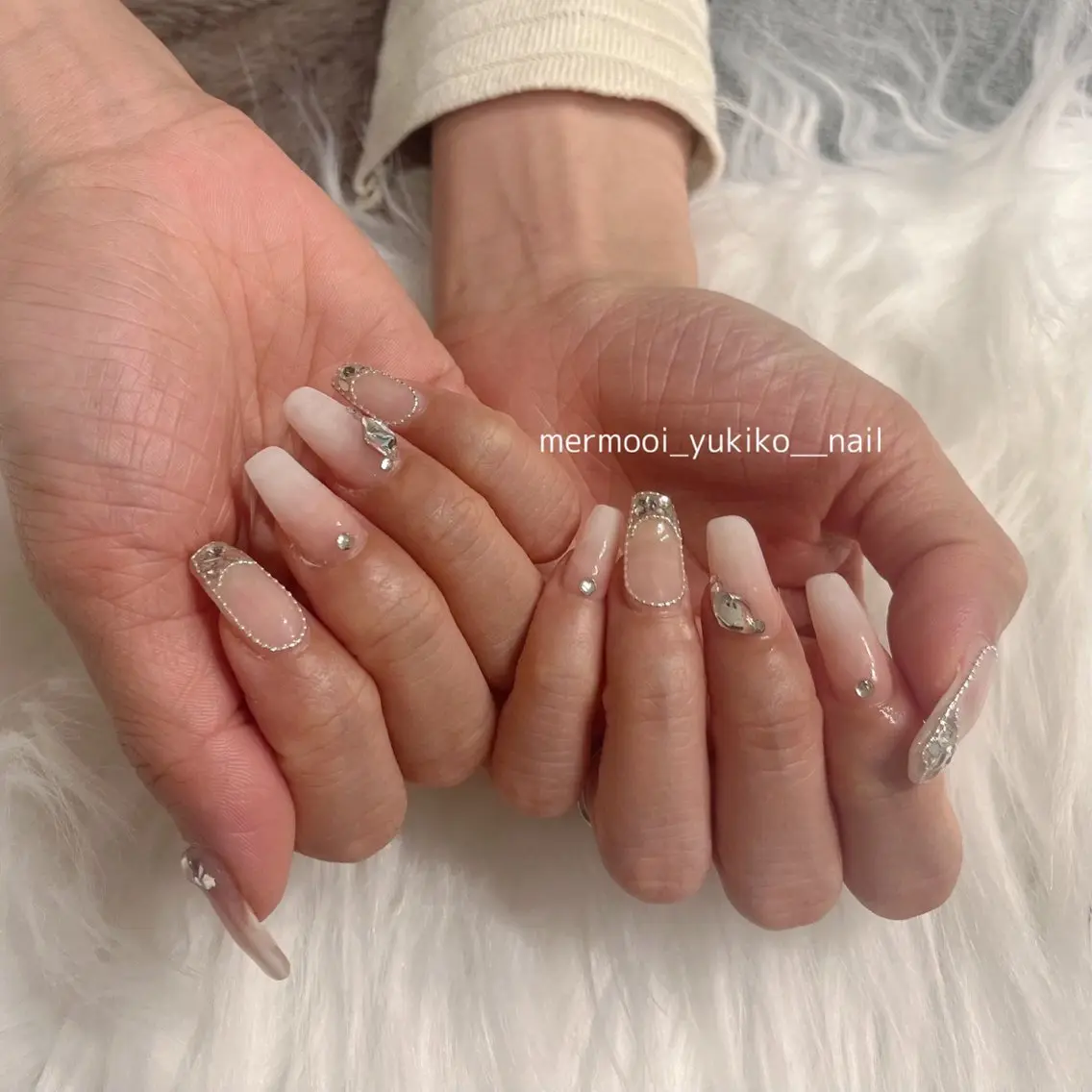 ネイル フレンチネイル キラキラネイル ワンホンネイル mermooi nailのネイルデザイン