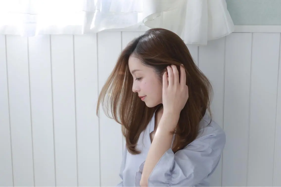セミロング ARLY🎀髪質改善 × コテ巻き風パーマのヘアスタイル