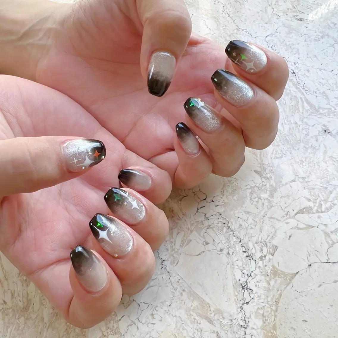 ネイル ハンドネイル フットネイル nail salon mieux(ミュー)のマツエク・マツパデザイン