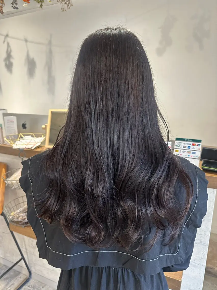 ロング カラー ヘアアレンジ ラベンダーカラー 落合 眺 (オチアイ ノゾミ)のヘアスタイル
