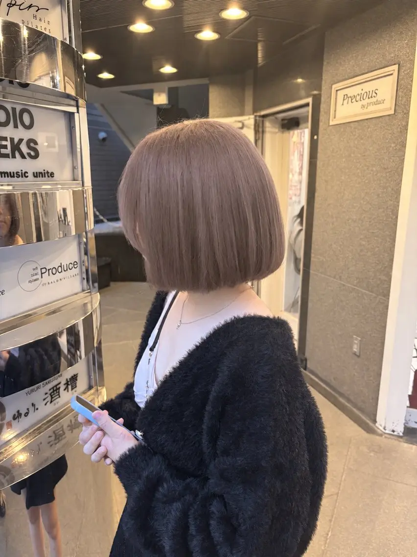 ミディアム カラー ベージュカラー 透明感カラー ハッシュカット 髪質改善 レイヤーカット ヘアカラー 🌙髪質改善カラー Momoka🦋のヘアスタイル