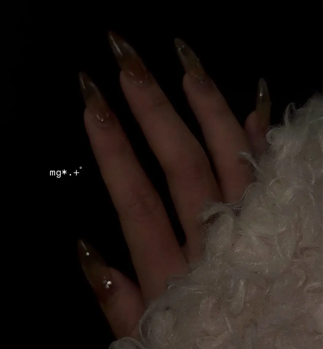 ネイル kokoro🩶 ICONNAILのネイルデザイン