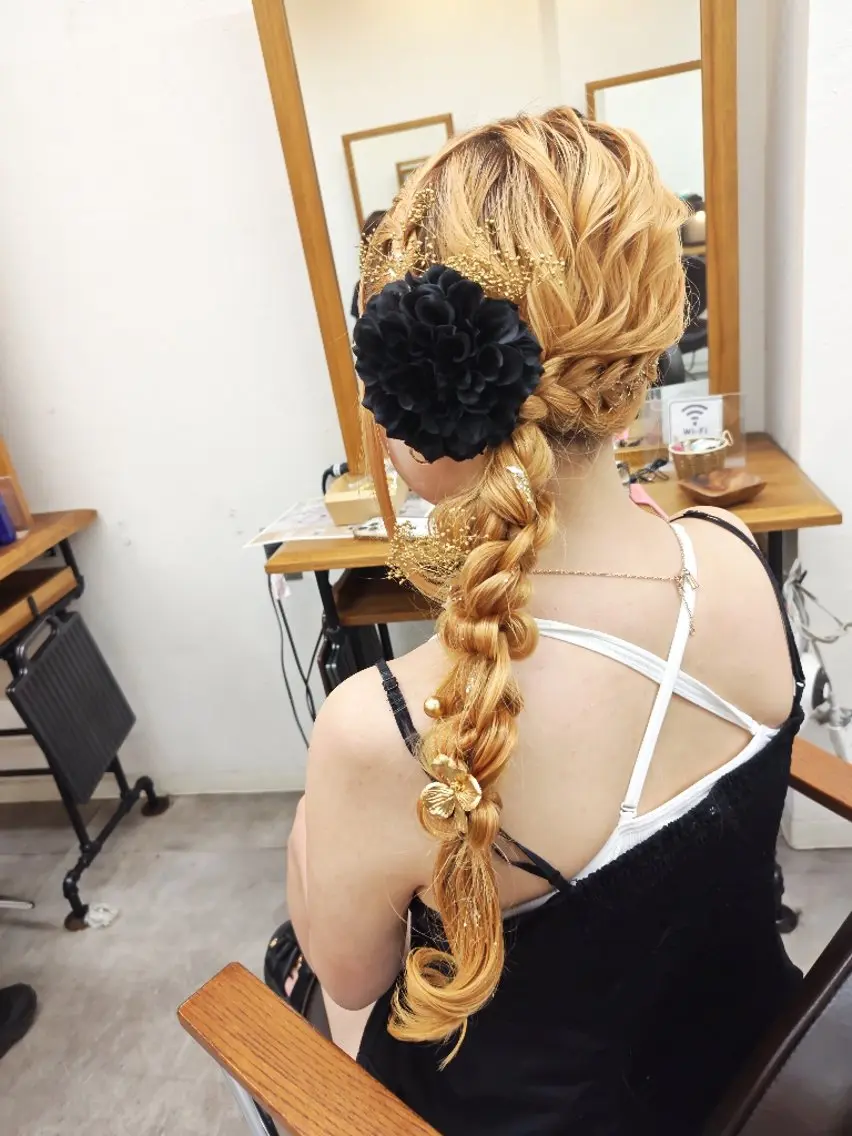 ロング 澤田 あきのヘアスタイル