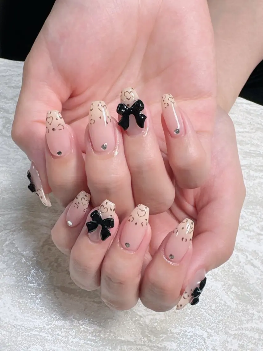 ネイル 💅ネイルハウス🏡 🎀TOMO🎀のネイルデザイン