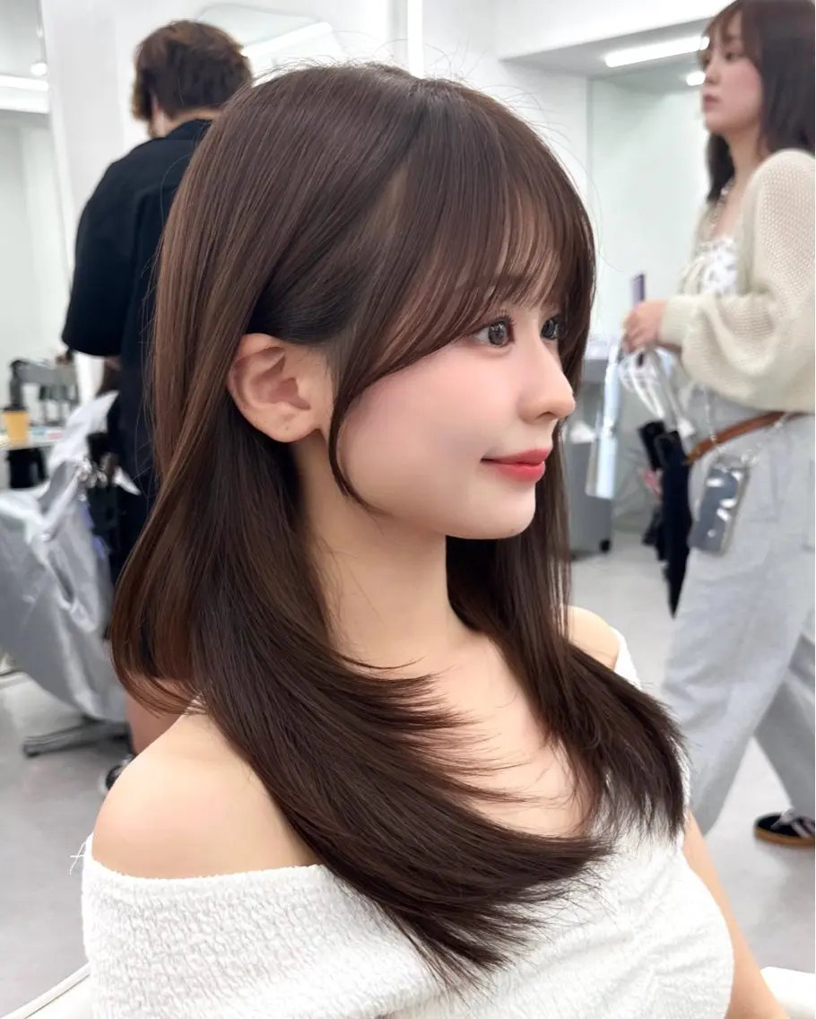 セミロング 顔周りカット 韓国風ヘア レイヤーカット カット ヘアカラー トリートメント ヘッドスパ ヘアセット 前髪顔まわりカット 🌈中村海聖のヘアスタイル
