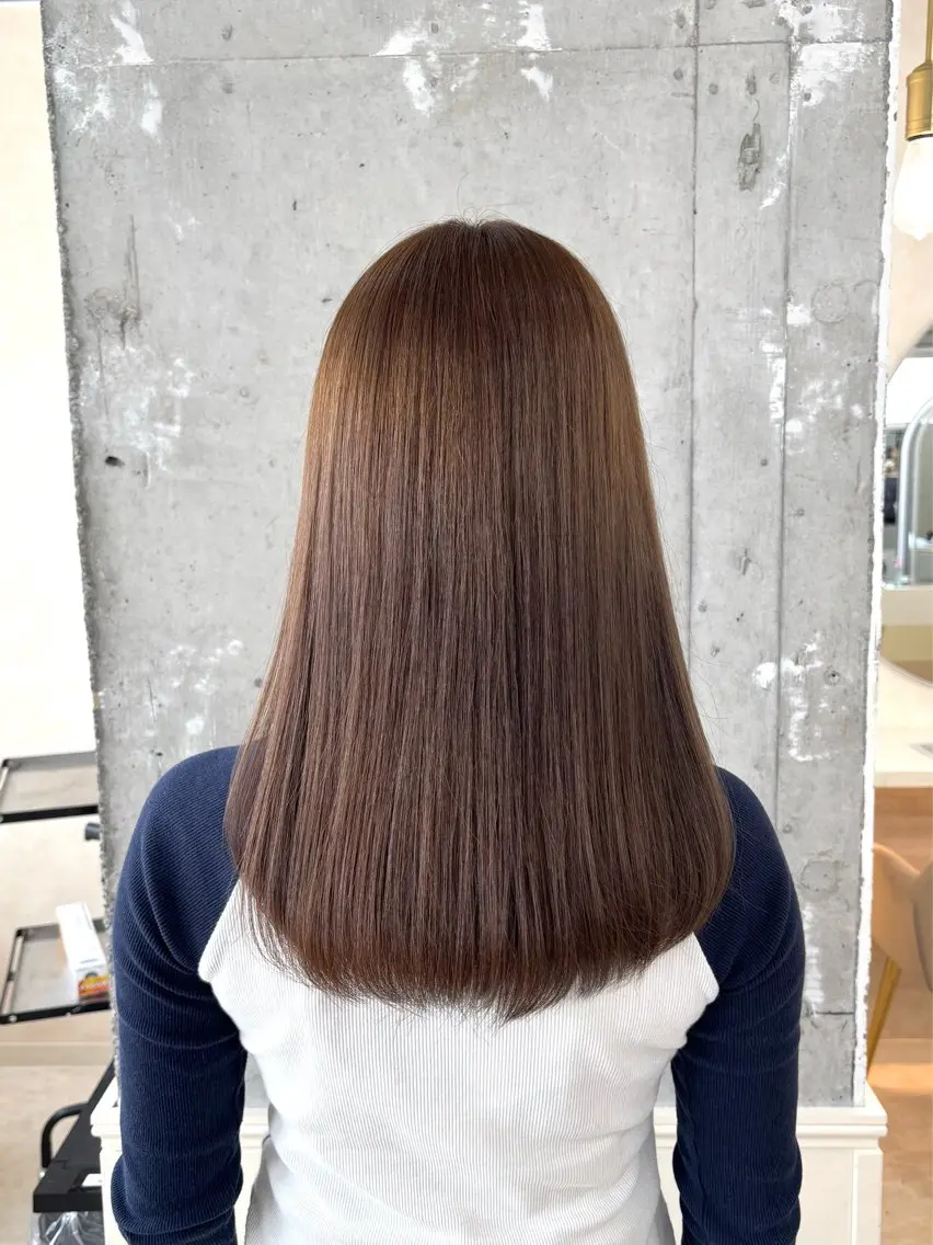 セミロング ヘアカラー トリートメント 若月 七海のヘアスタイル