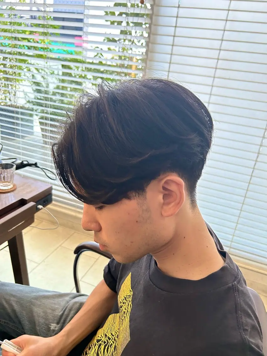 メンズ 刈り上げ 吉井 伸介のヘアスタイル