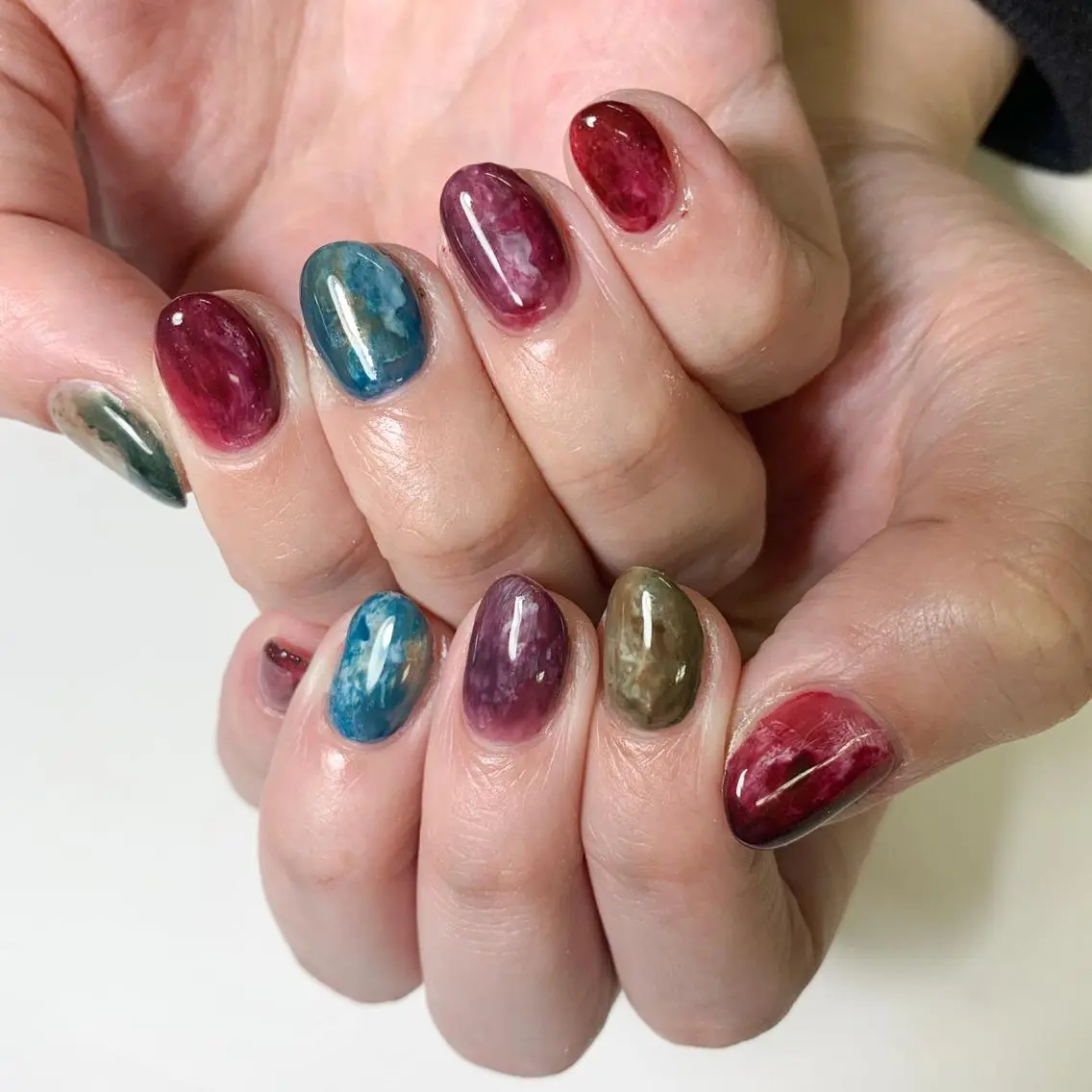 ネイル ハンドネイル FIORITURA aiのネイルデザイン