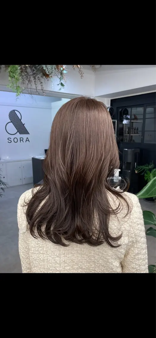 ロング カラー 透明感カラー グレージュ モカグレージュ ヘアカラー 村本 和将のヘアスタイル